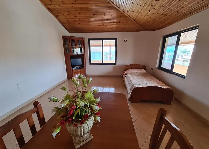 Tranquility * 地拉那